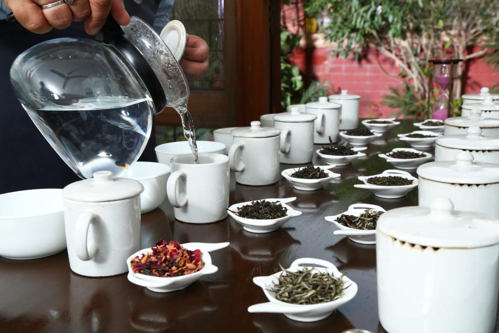 teacupsfull.JPG