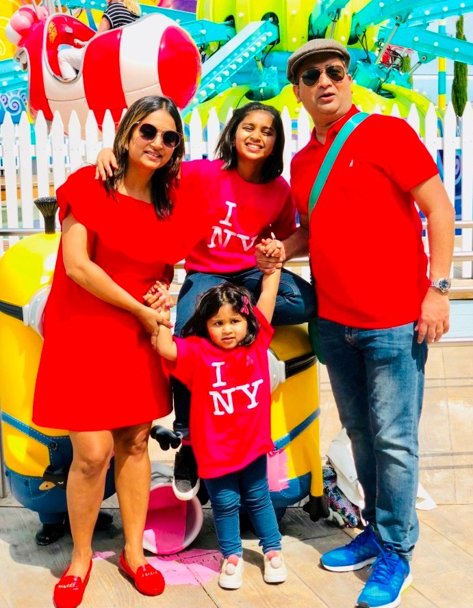 manisha-beriwala-and-family-e1525696505936.jpg