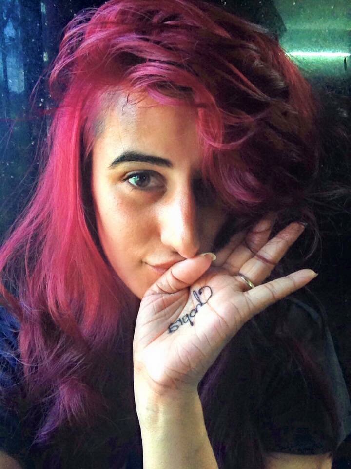 Saloni Chopra on hand.jpeg