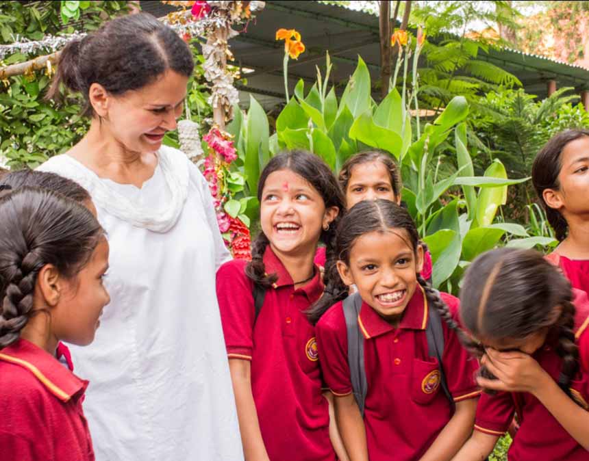 Shahla-and-girls-garden