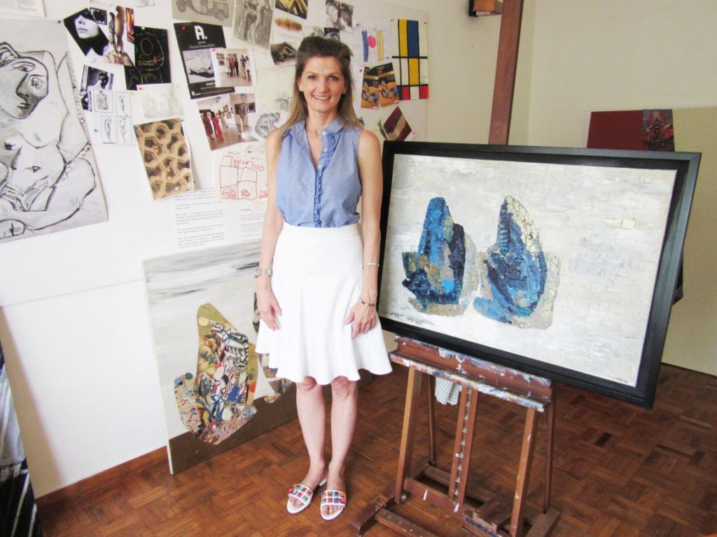 Stephanie Arpels painting and easel