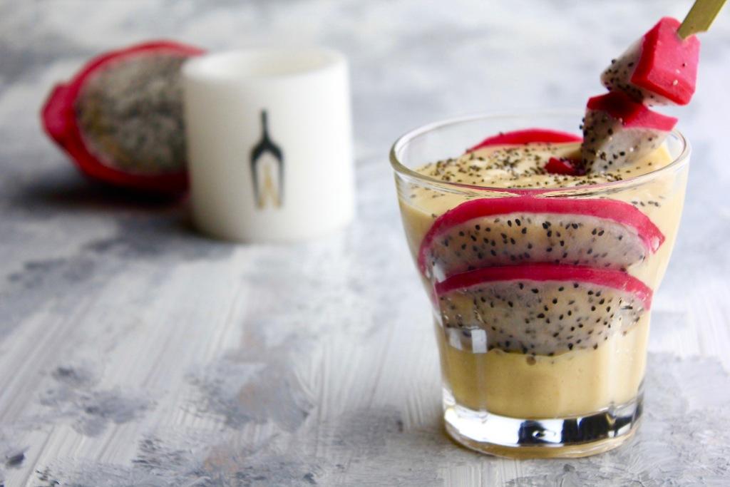 MANGO DRAGONFRUIT SMOOTHIE