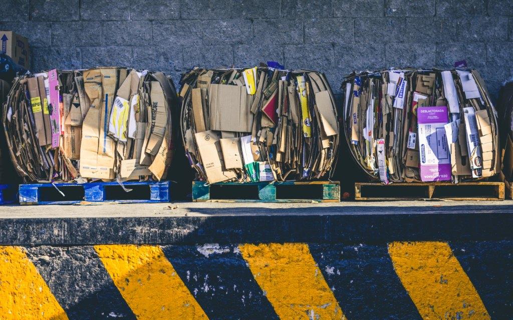 alfonso-navarro-693886-unsplash
