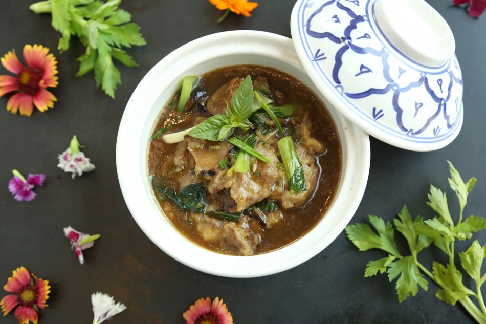 Oyster-Lamb,Sakura,The-Metropolitan-hotel-&amp;-Spa-4