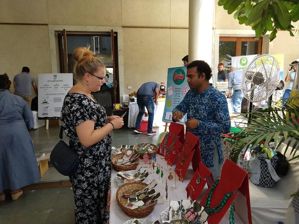 Step earth mela32