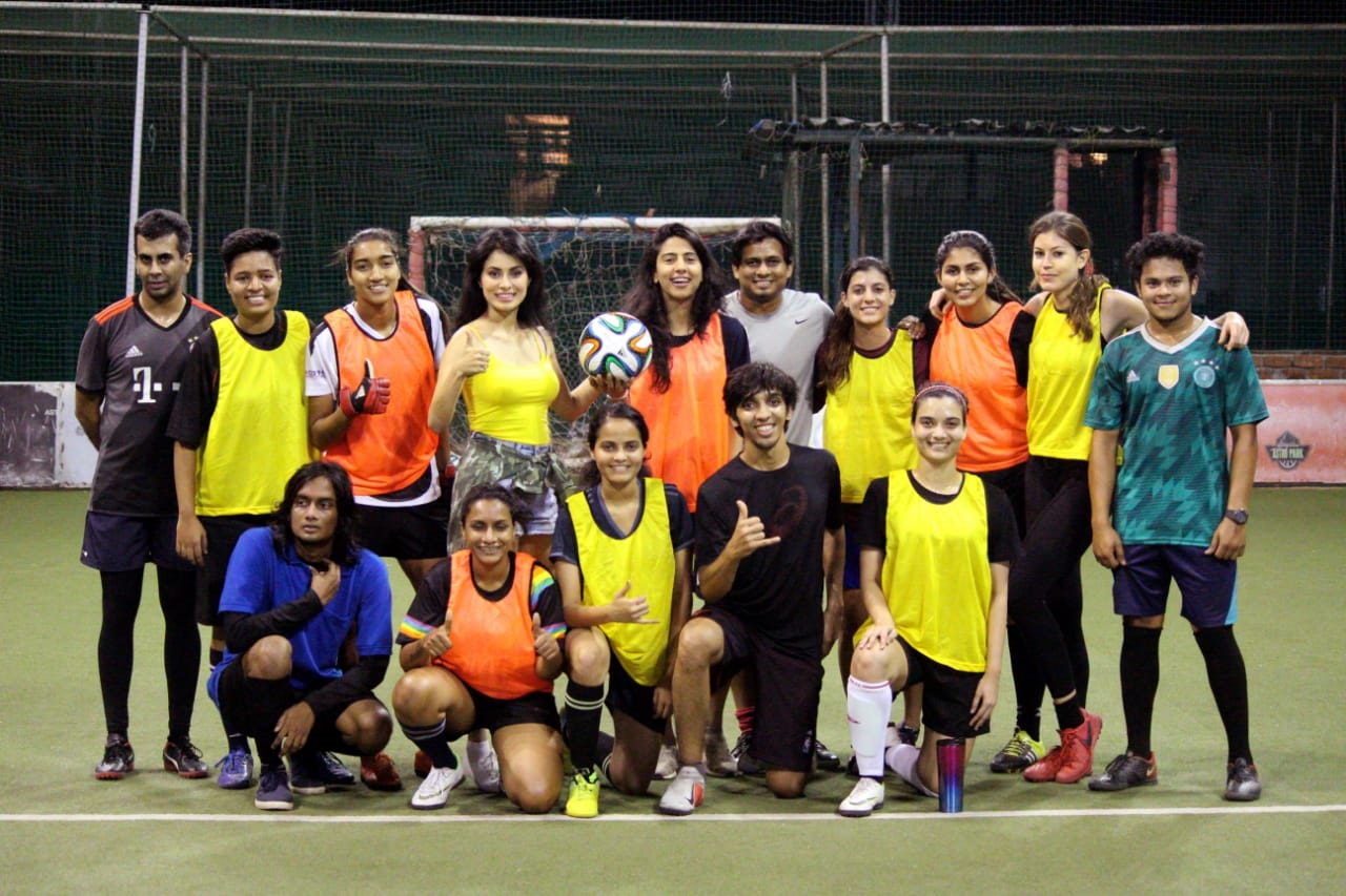 Ayesha Manshukhani 5.jpg