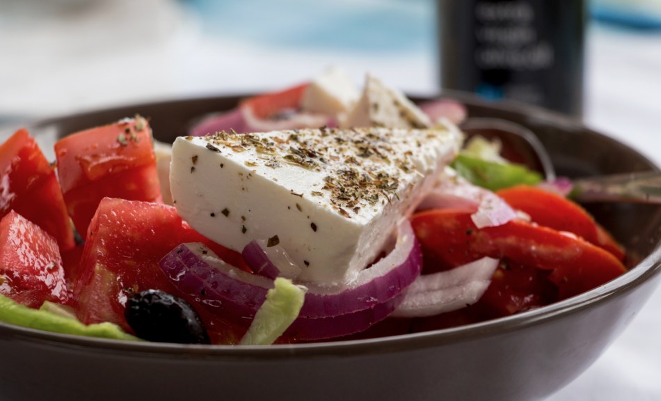 Greek-salad-eshe