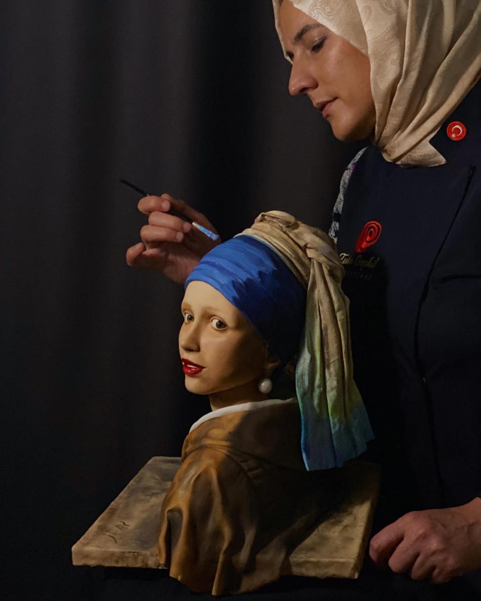 Meet Tuba Geçkil, the cake artist whose phenomenal creations went viral